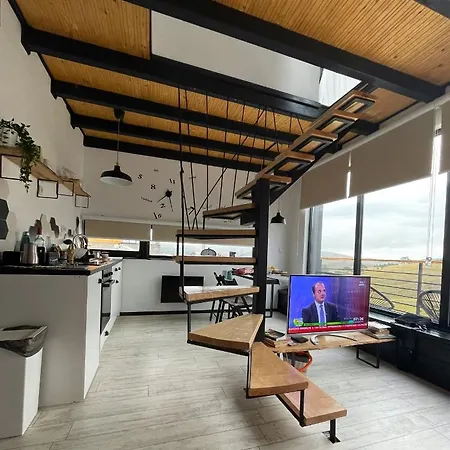 Wild Nest Rabbit Lux 度假居 *