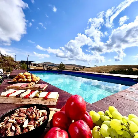 Wild Nest Rabbit Lux 度假居 *