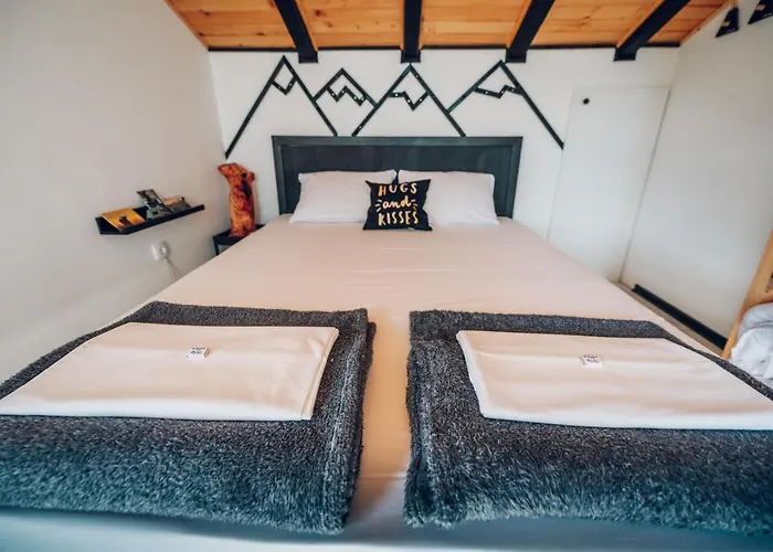 Wild Nest Rabbit Lux